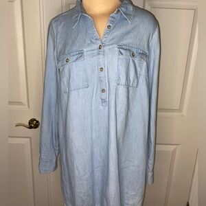 Isabel Maternity by Ingrid & Isabel Denim Shirt Size M Staple Pregnancy Piece